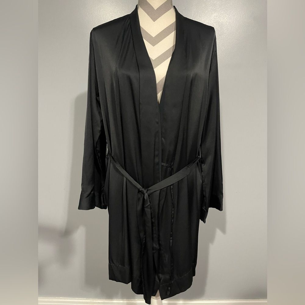 Stars Above Black Night‎ Robe